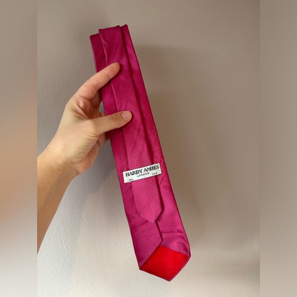 Hardy Amies London 100% Silk Pink Men's Neck Tie